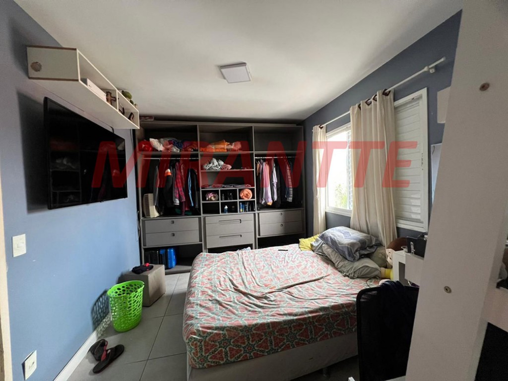 Cond. fechado de 189m² com 3 quartos em Vila Paulistana