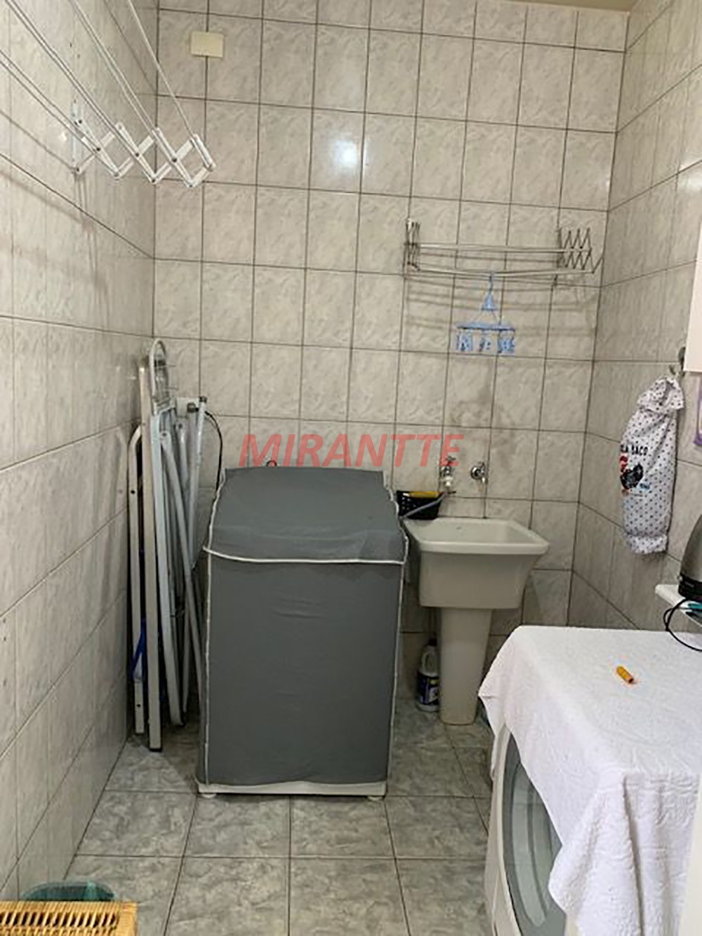 Sobrado de 150m² com 2 quartos em Jardim Santa Cruz