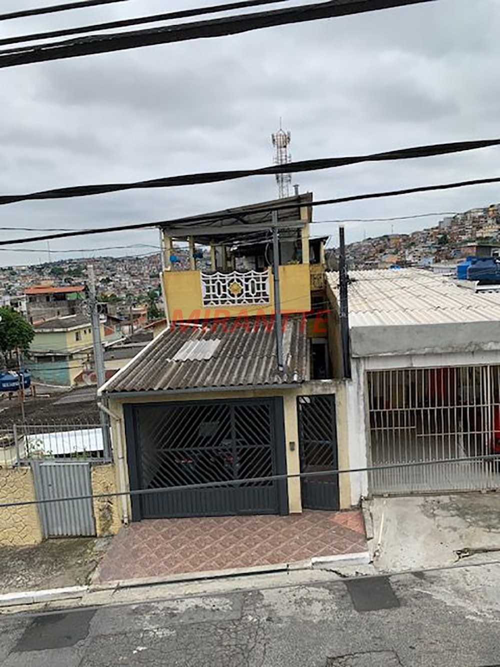 Sobrado de 150m² com 2 quartos em Jardim Santa Cruz