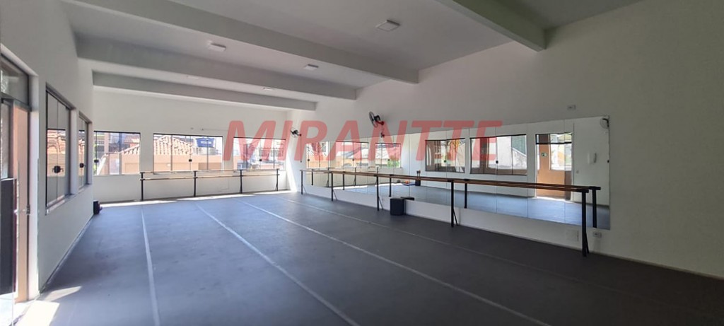 Comercial de 300m² em Imirim