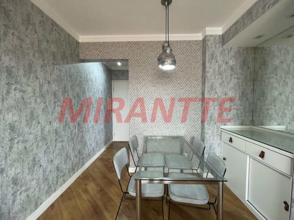 Apartamento de 57m² com 2 quartos em Parada Inglesa