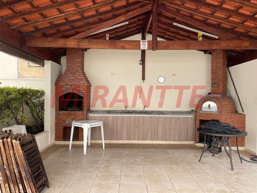 Apartamento de 57m² com 2 quartos em Parada Inglesa