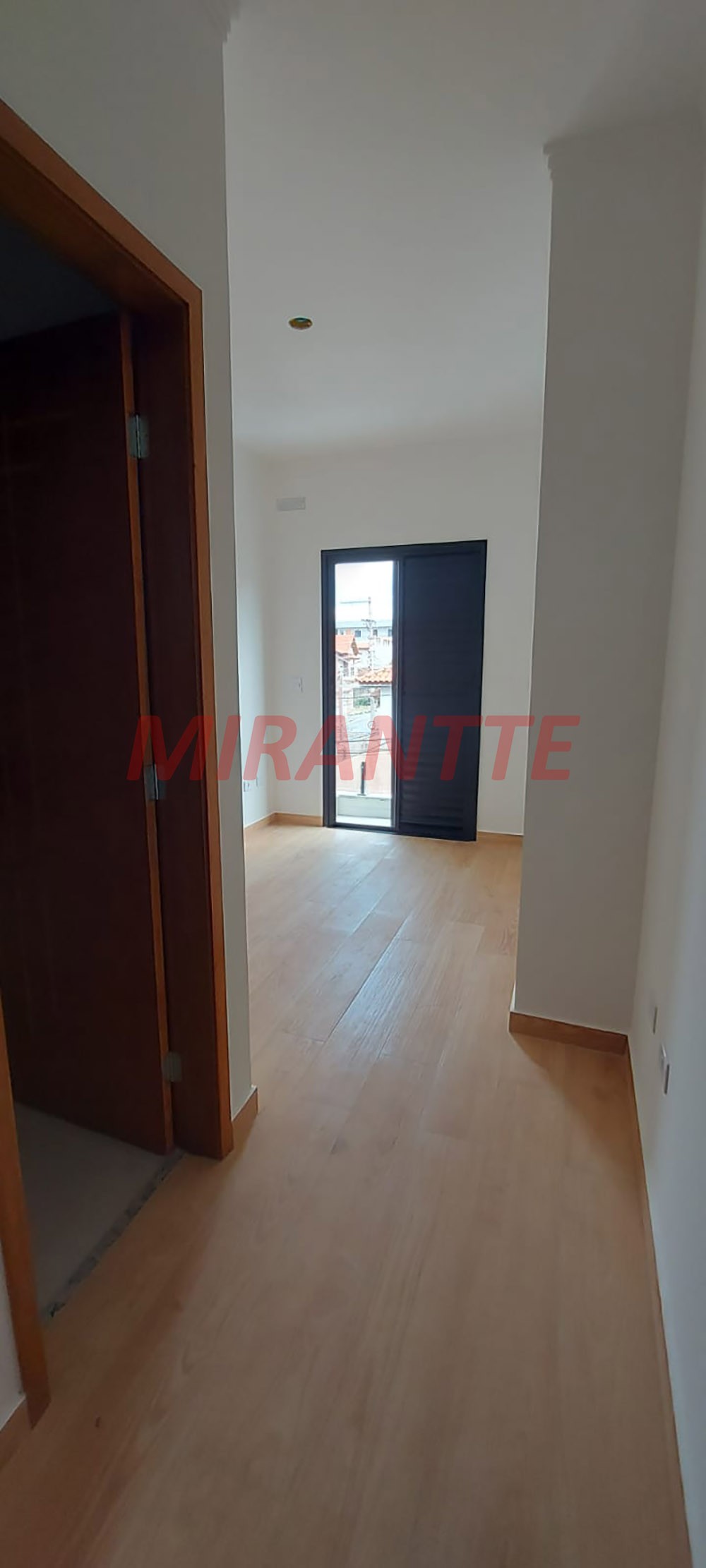 Sobrado de 104m² com 3 quartos em Parque Vitoria