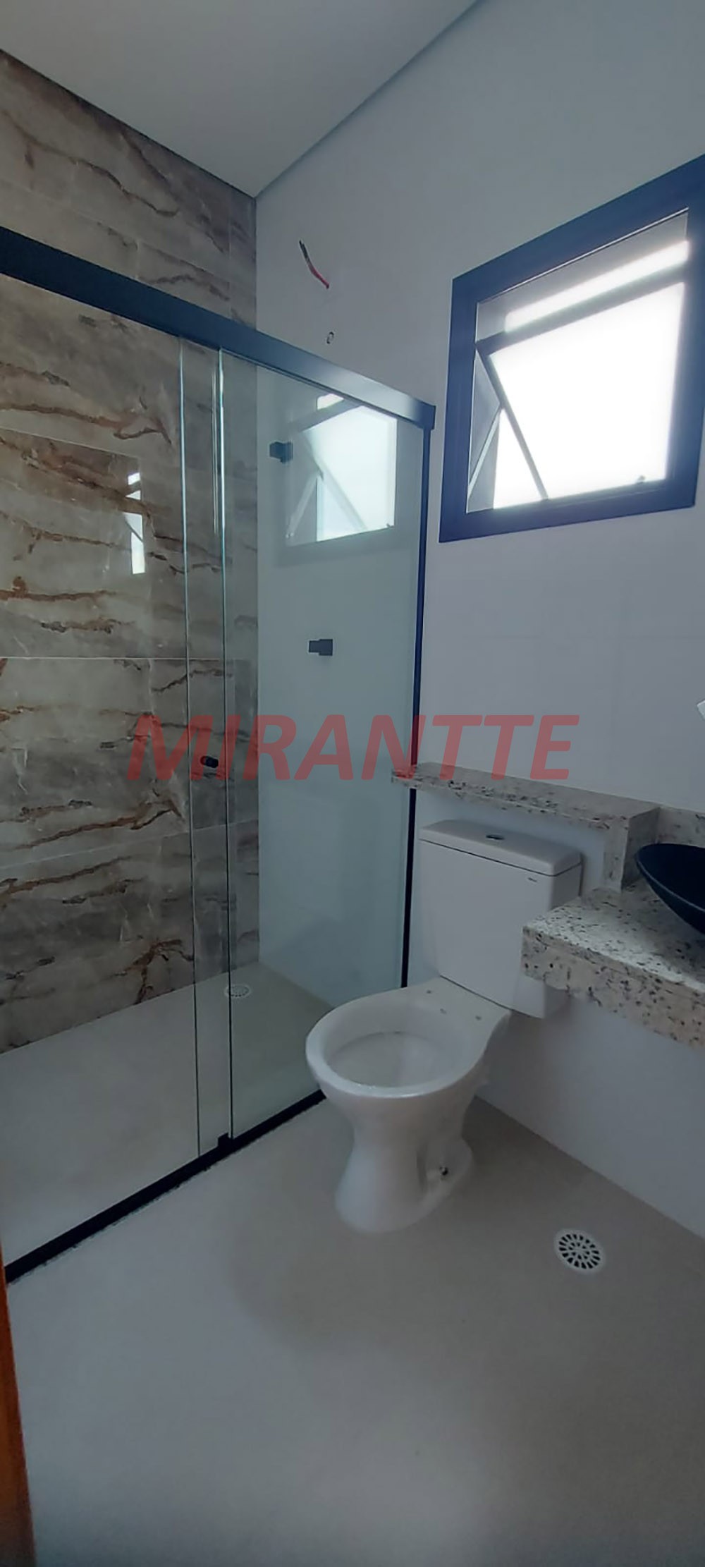 Sobrado de 104m² com 3 quartos em Parque Vitoria