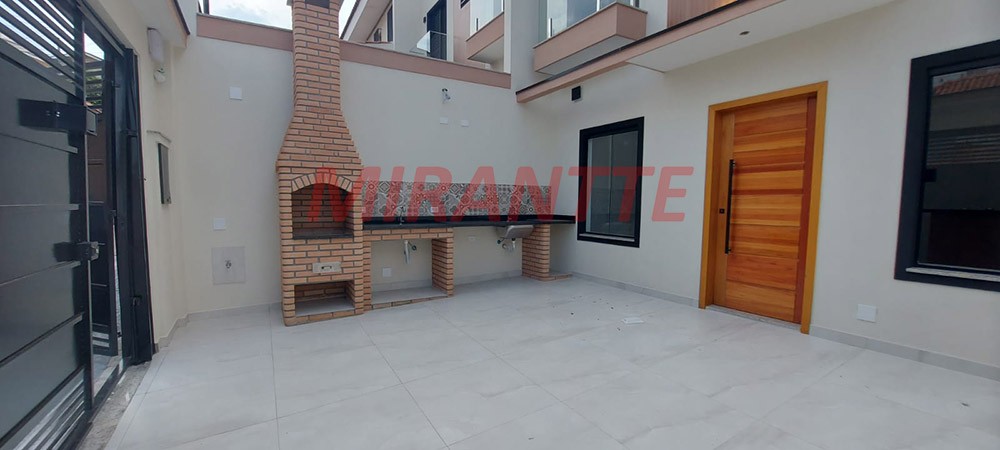 Sobrado de 104m² com 3 quartos em Parque Vitoria