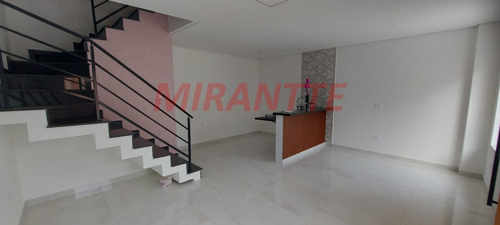 Sobrado de 104m² com 3 quartos em Parque Vitoria