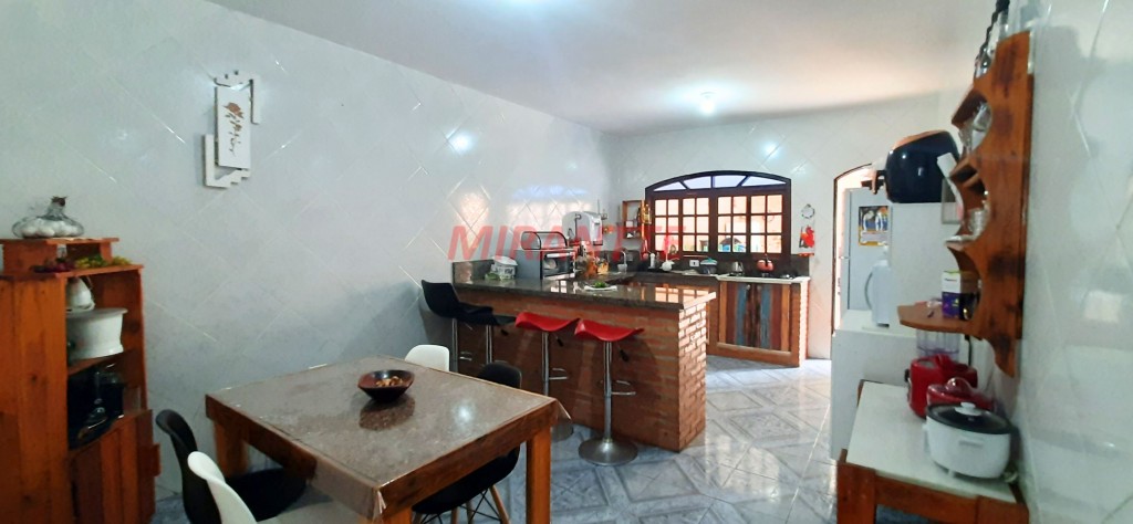 Sobrado de 120m² com 5 quartos em Morro Grande