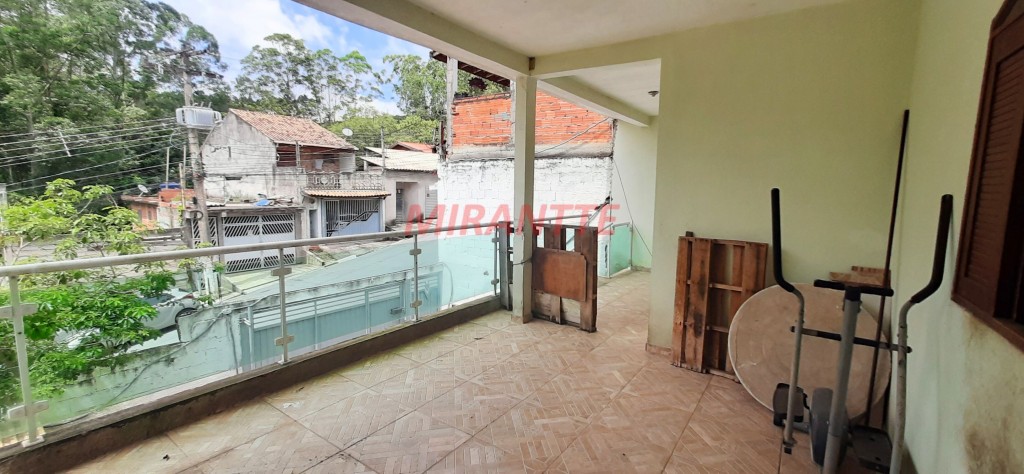 Sobrado de 120m² com 5 quartos em Morro Grande