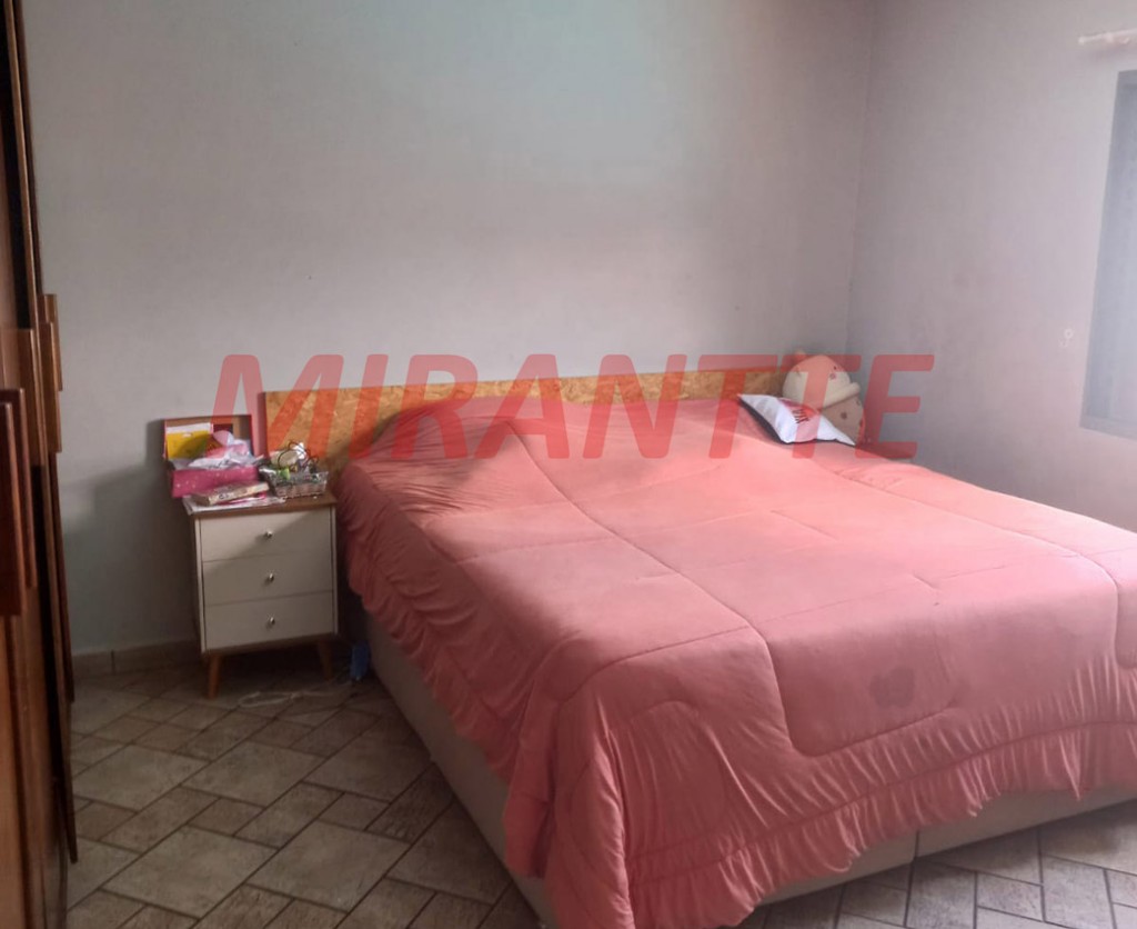 Casa terrea de 124m² com 2 quartos em Jardim Vila Galvão