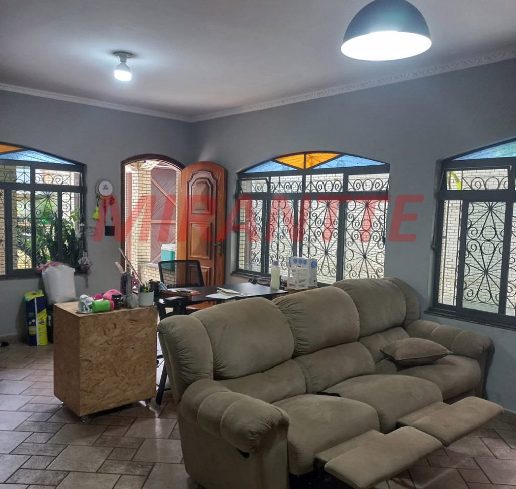 Casa terrea de 124m² com 2 quartos em Jardim Vila Galvão