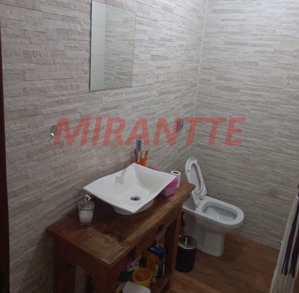 Casa terrea de 124m² com 2 quartos em Jardim Vila Galvão