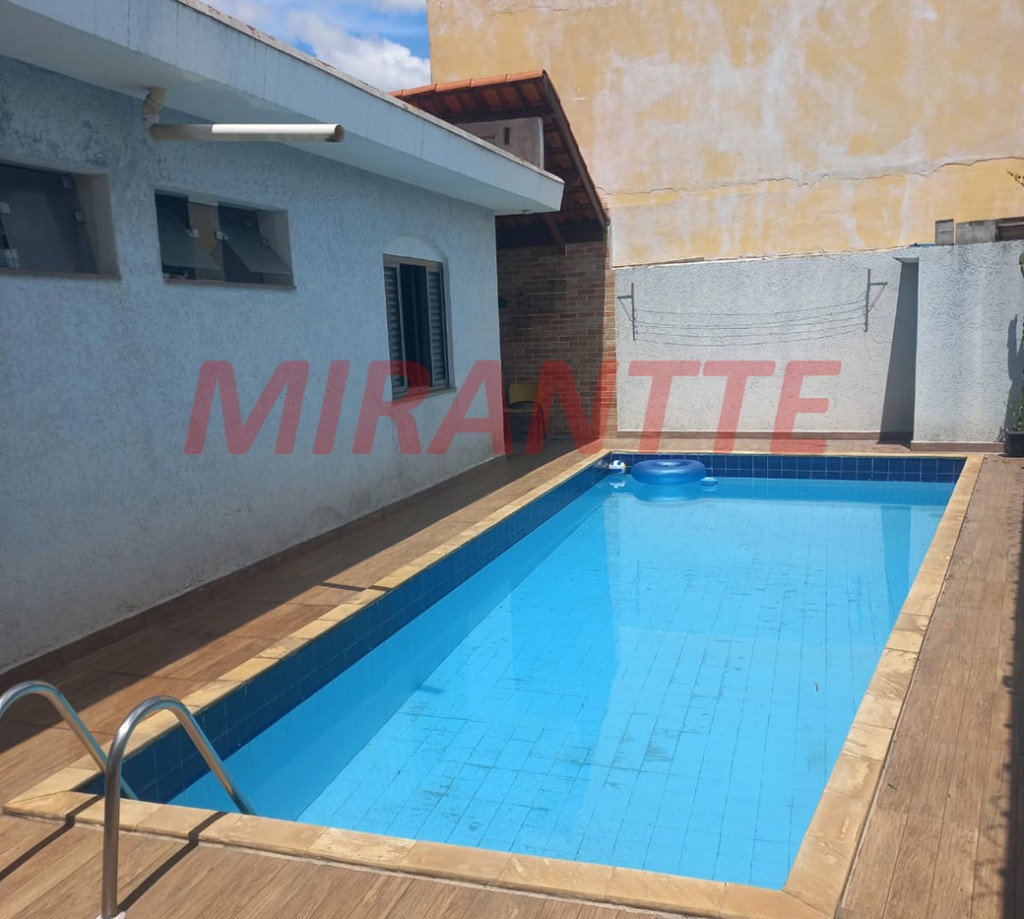 Casa terrea de 124m² com 2 quartos em Jardim Vila Galvão