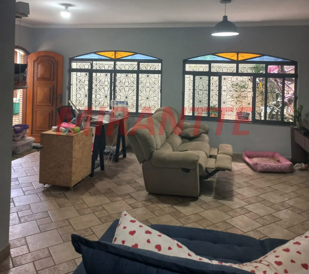 Casa terrea de 124m² com 2 quartos em Jardim Vila Galvão