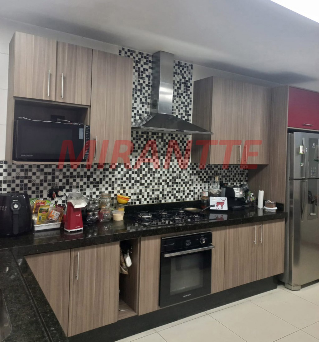 Casa terrea de 124m² com 2 quartos em Jardim Vila Galvão