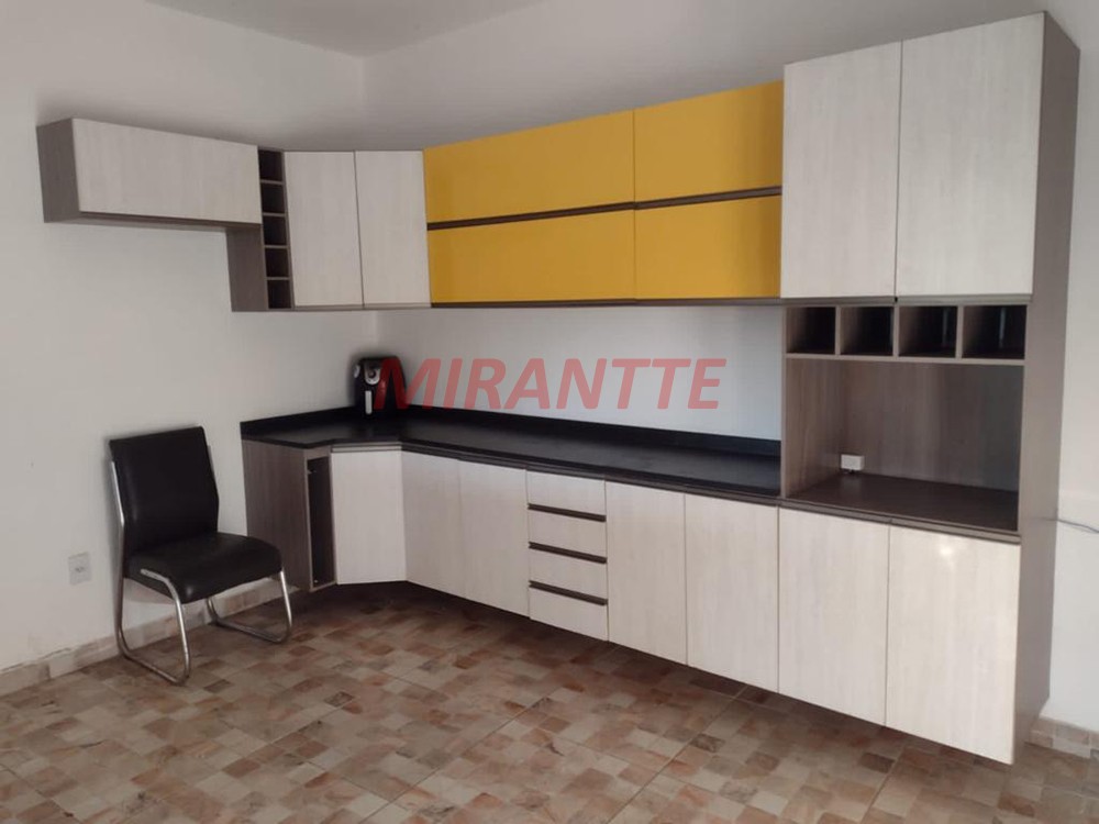 Sobrado de 312m² com 4 quartos em Caieras