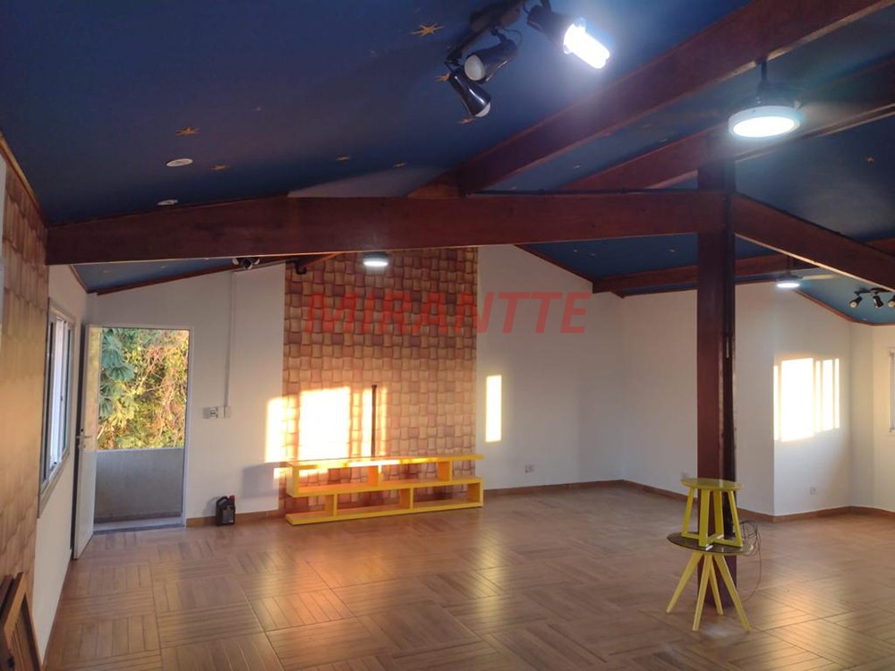 Sobrado de 312m² com 4 quartos em Caieras