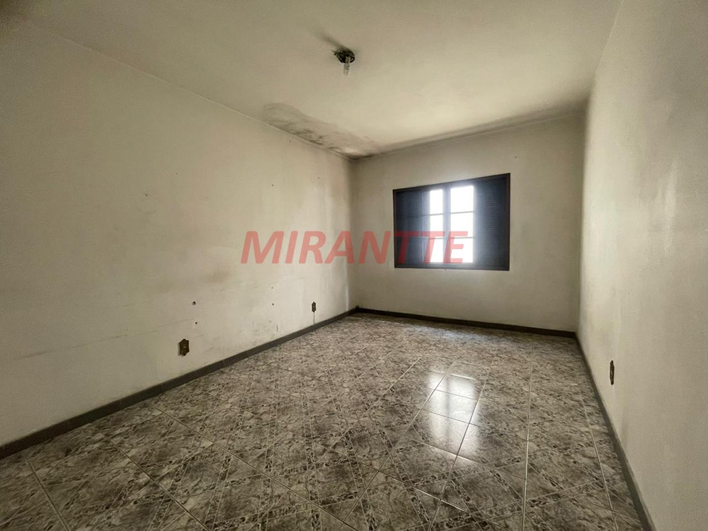 Terreno de 269m² com 5 quartos em Parque Peruche