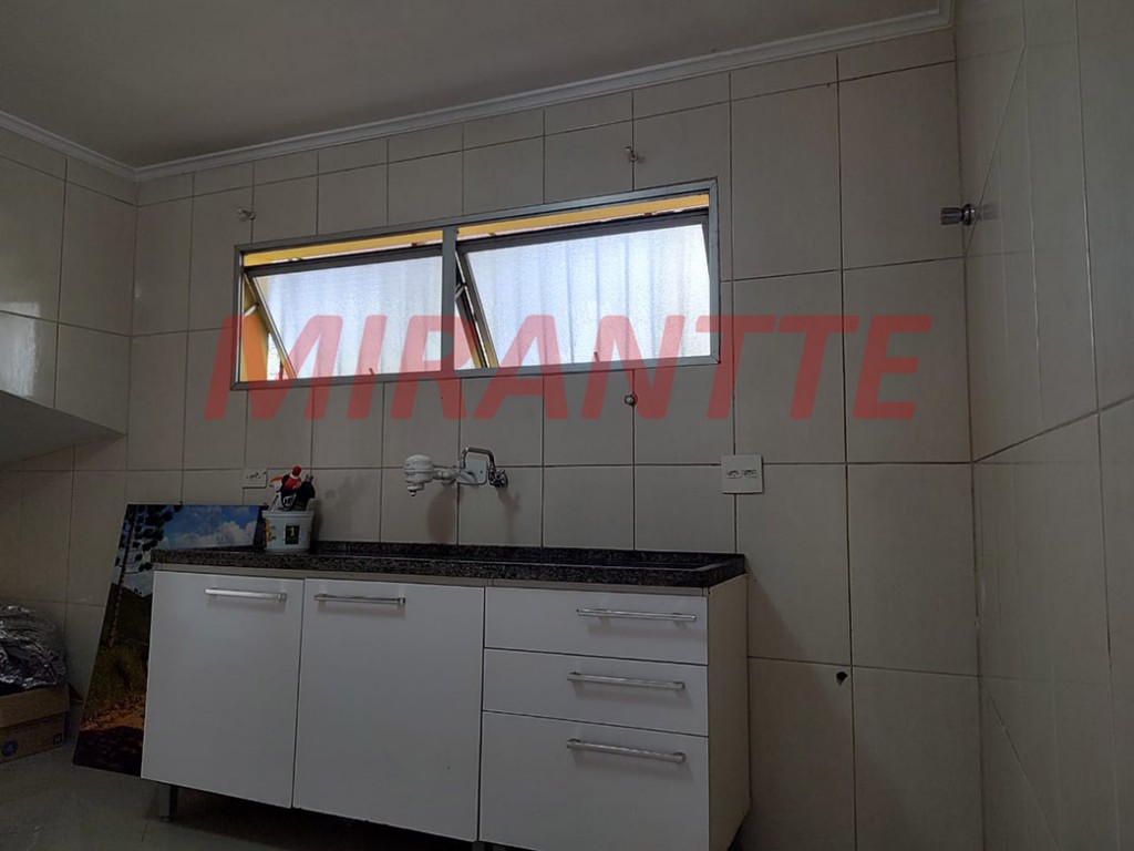 Sobrado de 90m² com 2 quartos em Santa Teresinha