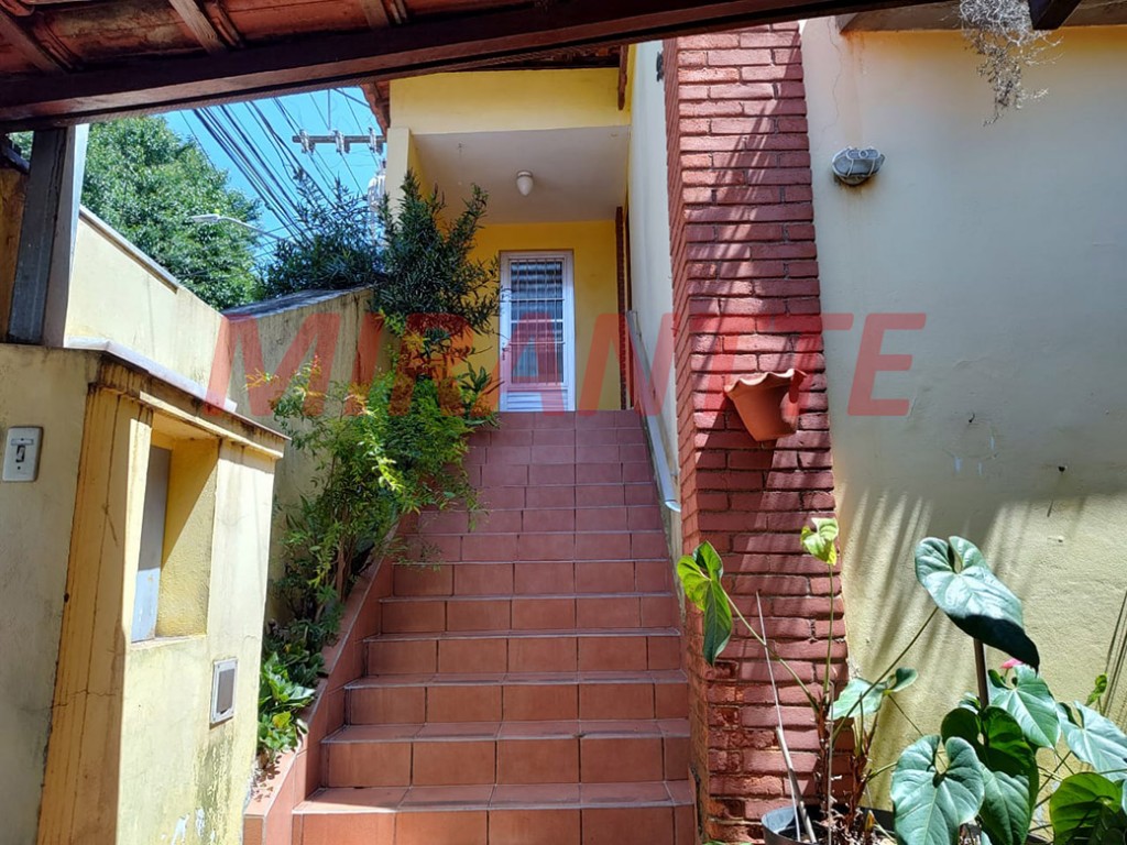 Sobrado de 90m² com 2 quartos em Santa Teresinha