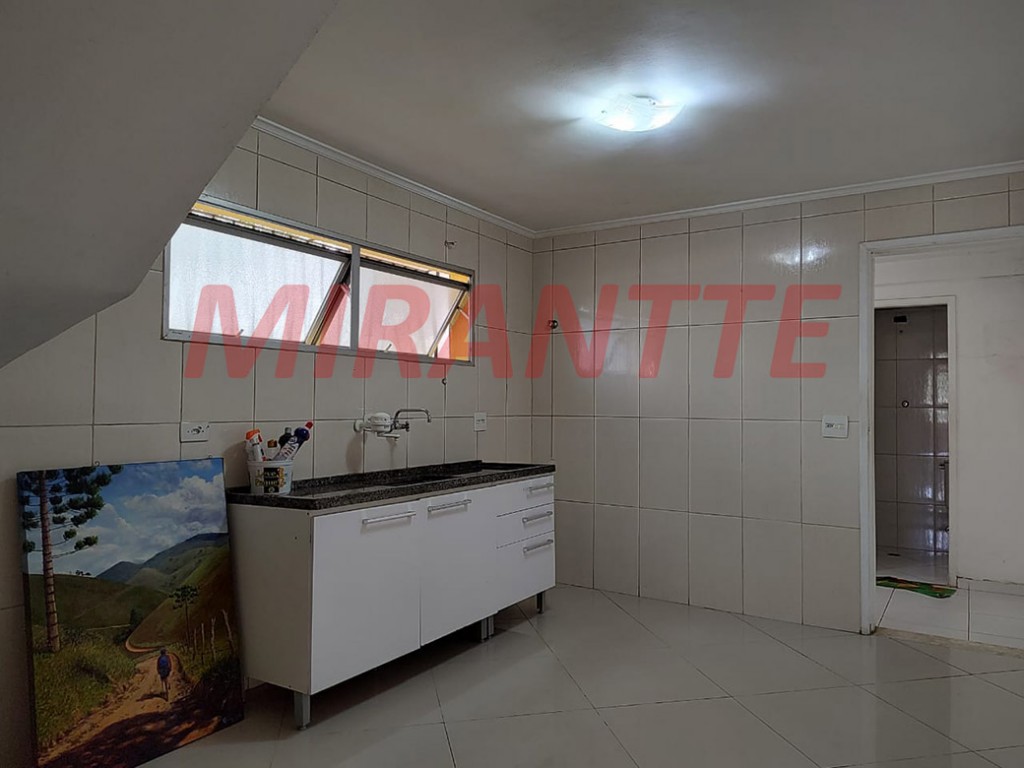 Sobrado de 90m² com 2 quartos em Santa Teresinha