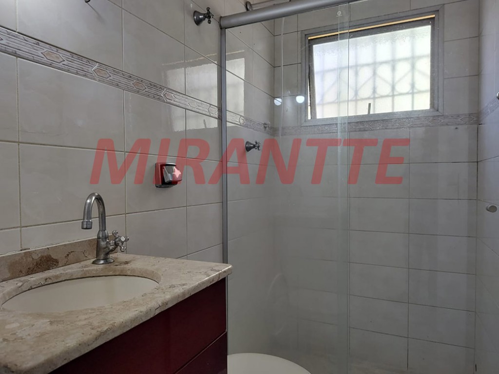 Sobrado de 90m² com 2 quartos em Santa Teresinha