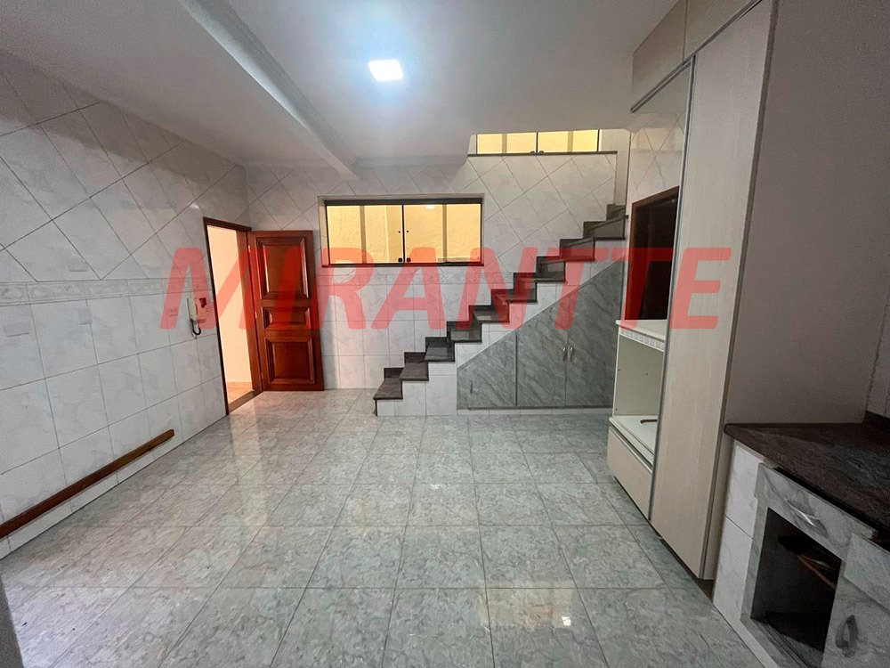 Sobrado de 280m² com 3 quartos em Parada Inglesa