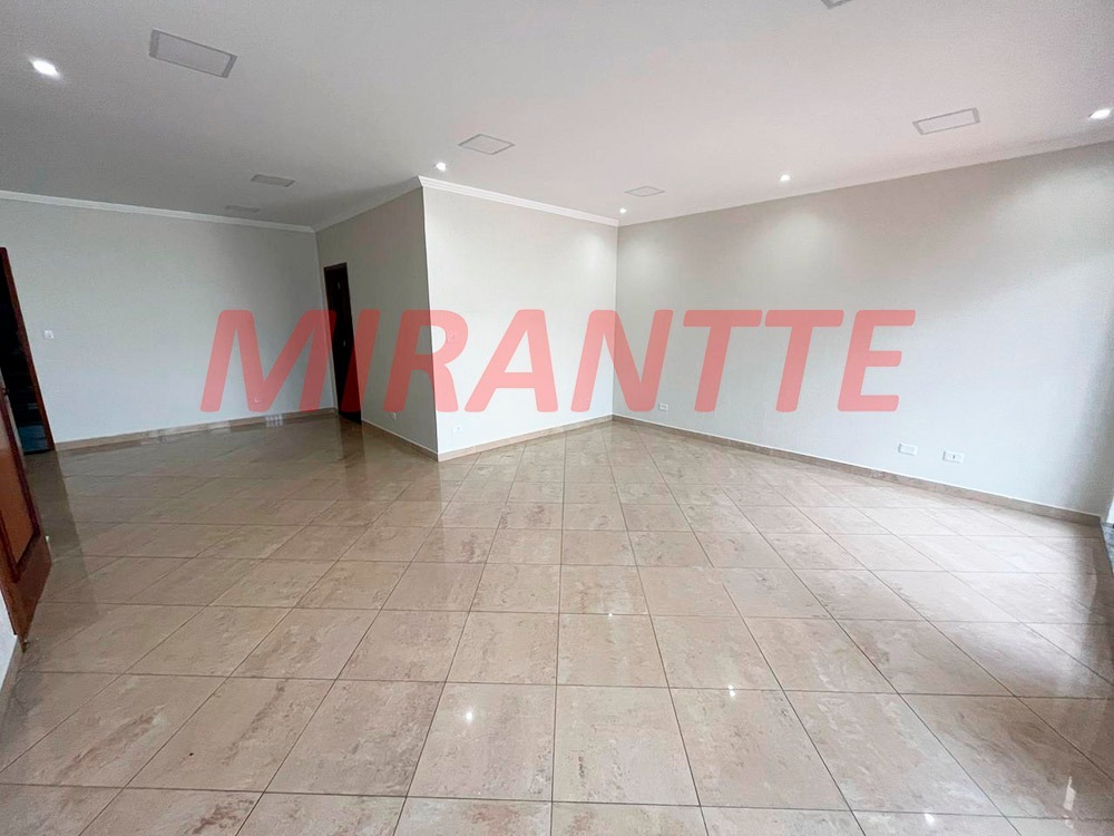 Sobrado de 280m² com 3 quartos em Parada Inglesa