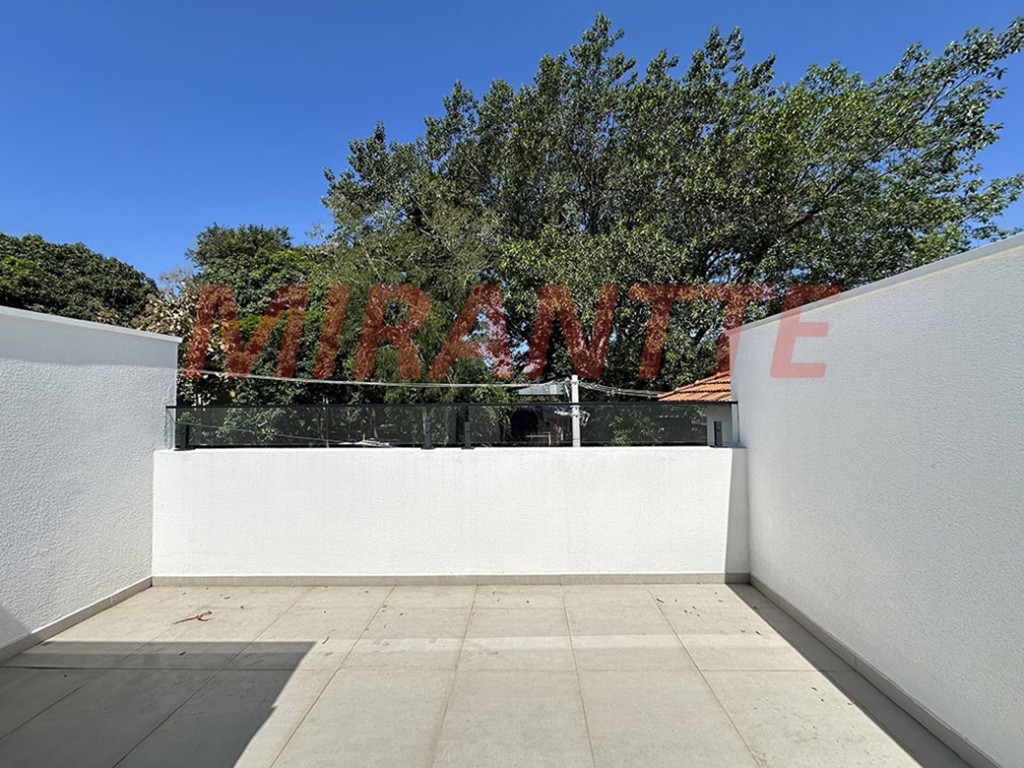 Sobrado de 108m² com 3 quartos em Pedra Branca