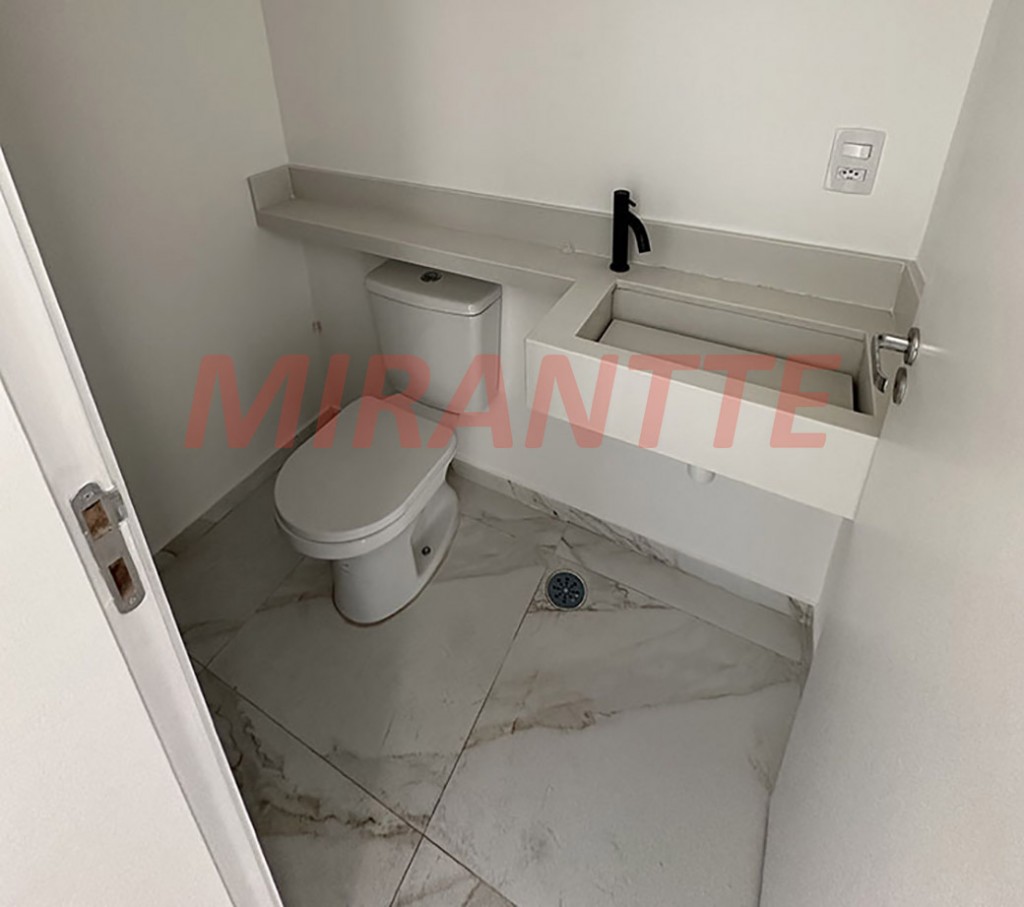 Sobrado de 108m² com 3 quartos em Pedra Branca