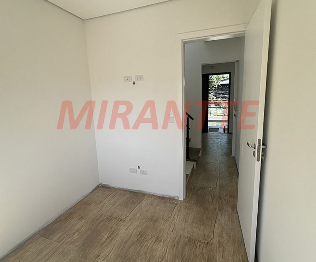 Sobrado de 108m² com 3 quartos em Pedra Branca