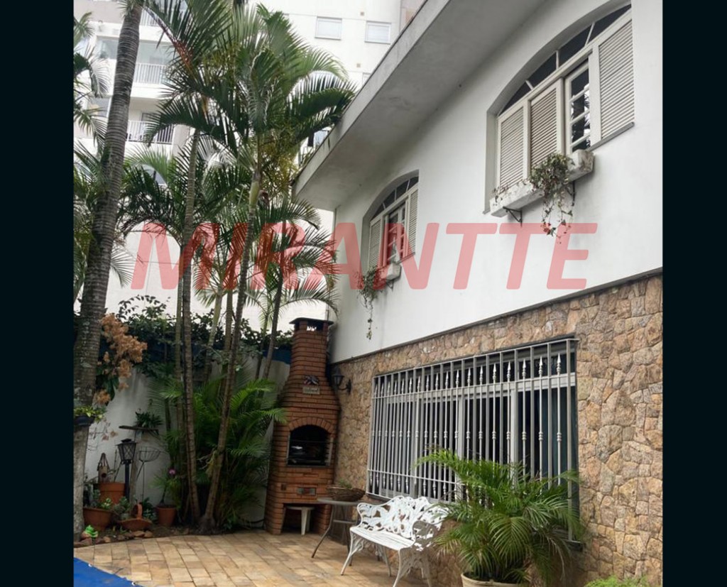Sobrado de 246m² com 3 quartos em Vila Rosália