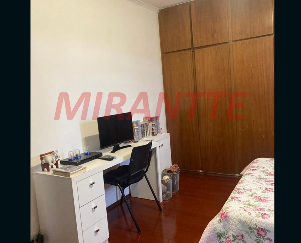 Sobrado de 246m² com 3 quartos em Vila Rosália