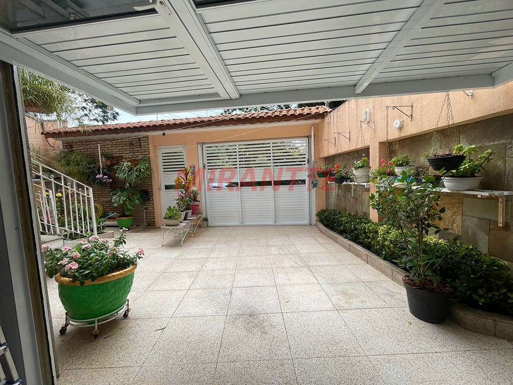 Sobrado de 177m² com 3 quartos em Jardim Primavera