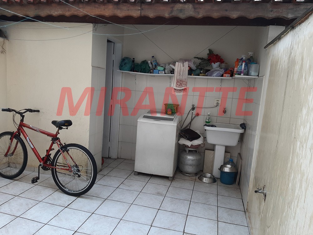 Sobrado de 80m² com 2 quartos em Jardim Vila Galvão