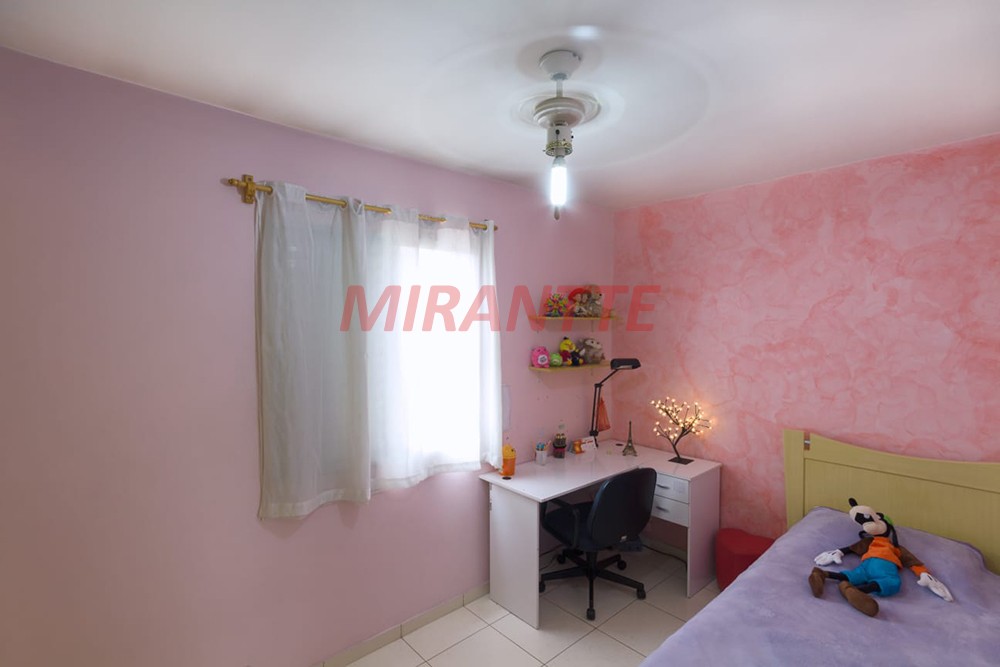 Sobrado de 133m² com 3 quartos em Vila Mazzei