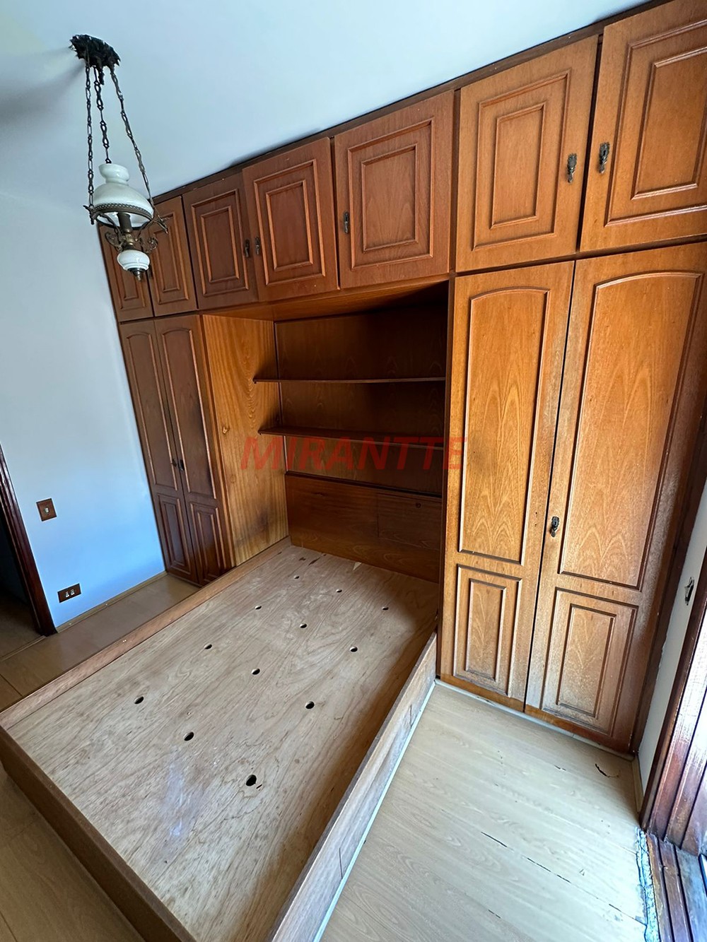 Sobrado de 213.98m² com 3 quartos em Mandaqui