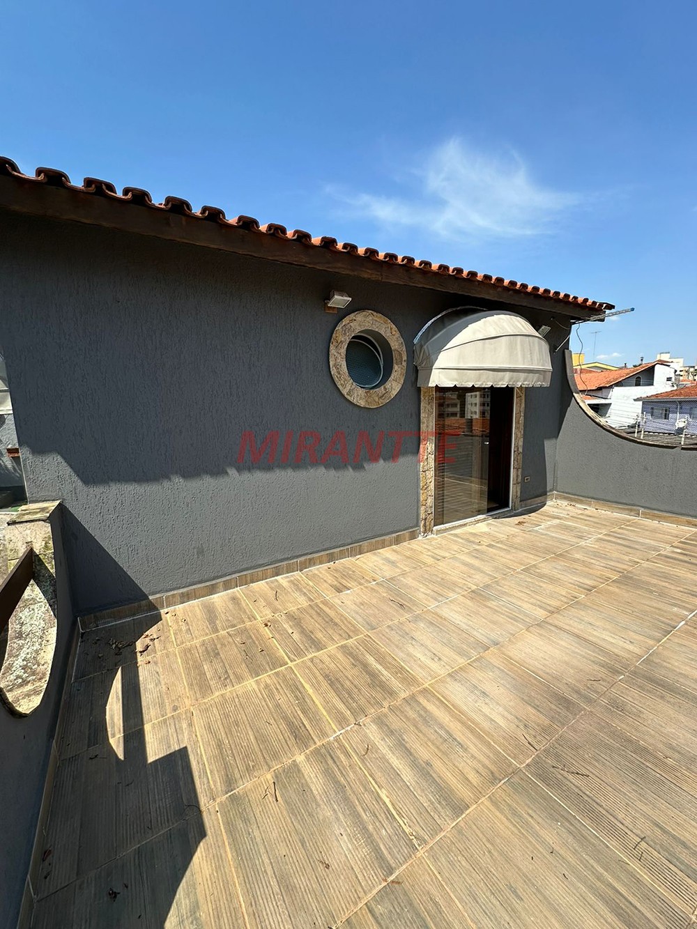 Sobrado de 213.98m² com 3 quartos em Mandaqui