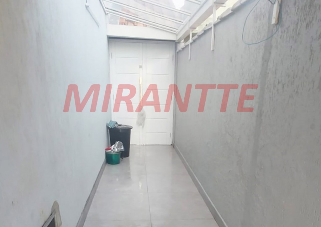 Sobrado de 200m² com 3 quartos em Vila Maranduba