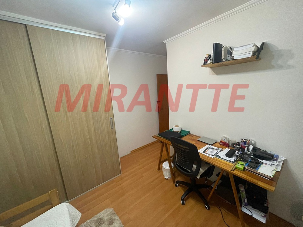 Cond. fechado de 195m² com 3 quartos em Parada Inglesa