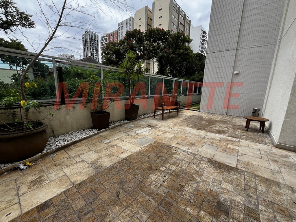 Apartamento de 320m² com 4 quartos em Perdizes