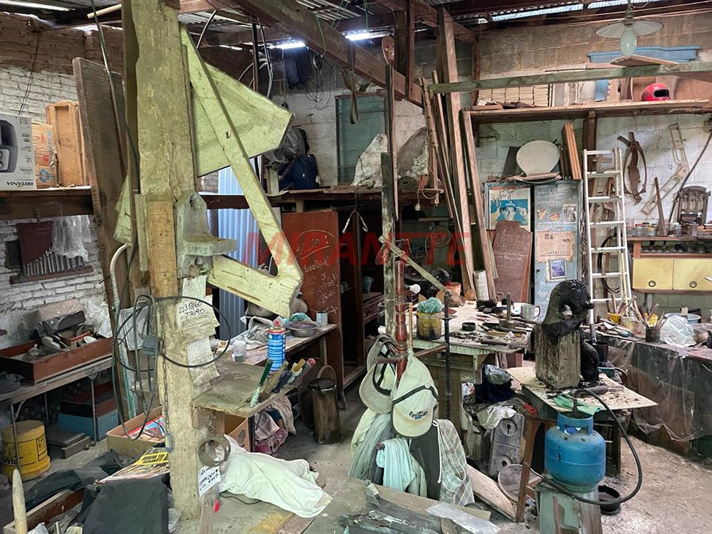 Sobrado de 180m² com 5 quartos em Tremembe