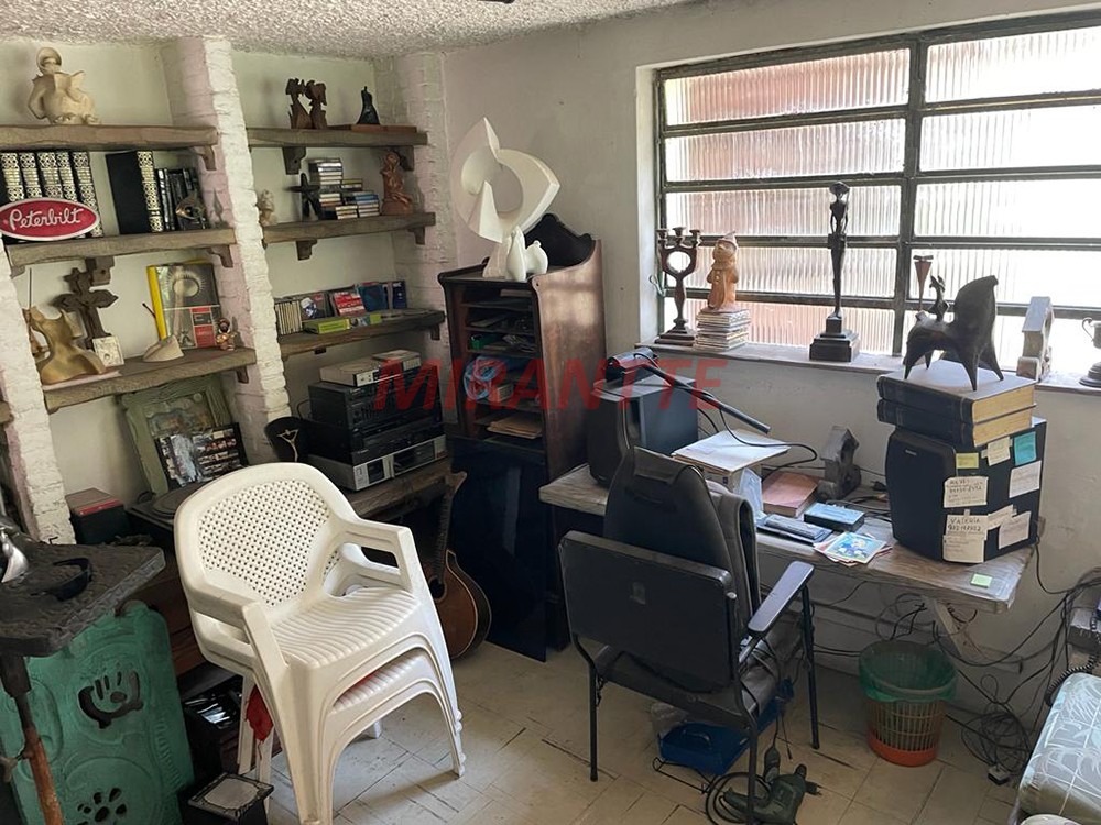 Sobrado de 180m² com 5 quartos em Tremembe
