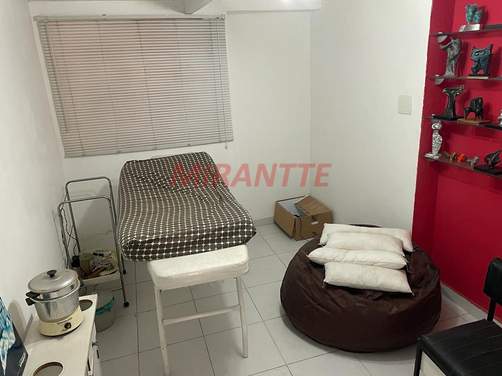 Sobrado de 180m² com 5 quartos em Tremembe