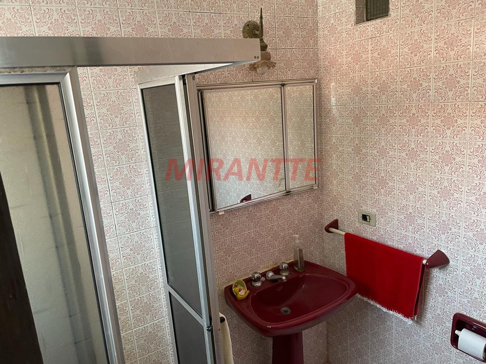 Sobrado de 180m² com 5 quartos em Tremembe