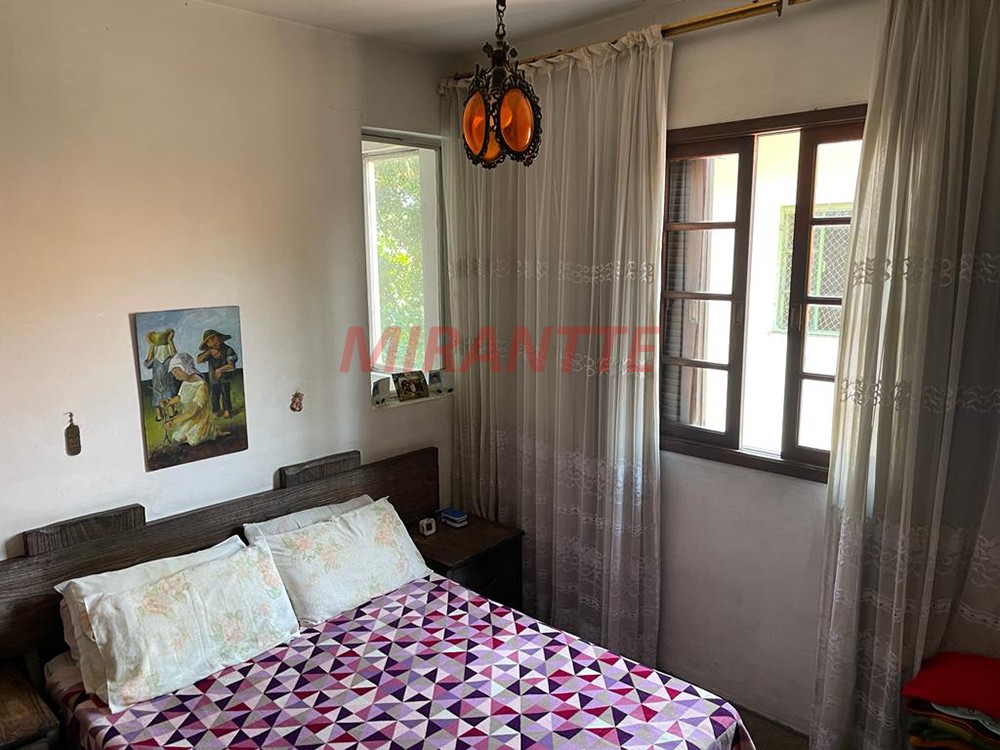 Sobrado de 180m² com 5 quartos em Tremembe