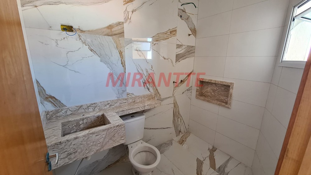 Sobrado de 130m² com 2 quartos em Cidade Patriarca