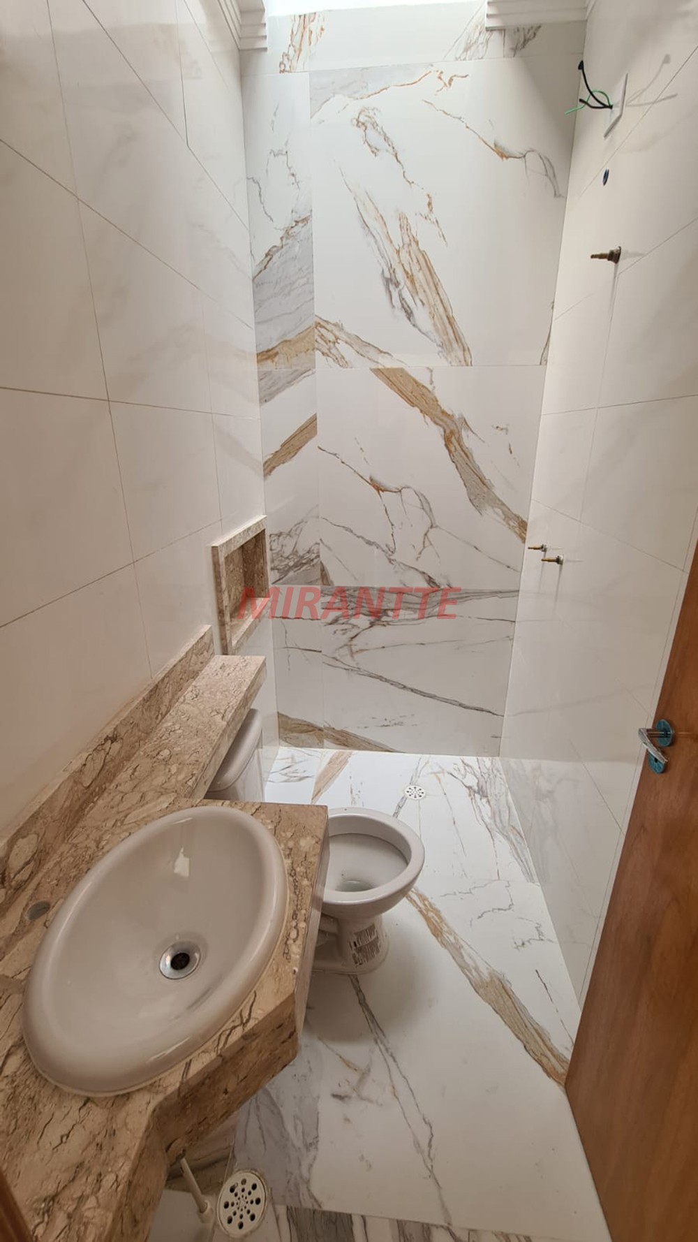 Sobrado de 130m² com 2 quartos em Cidade Patriarca