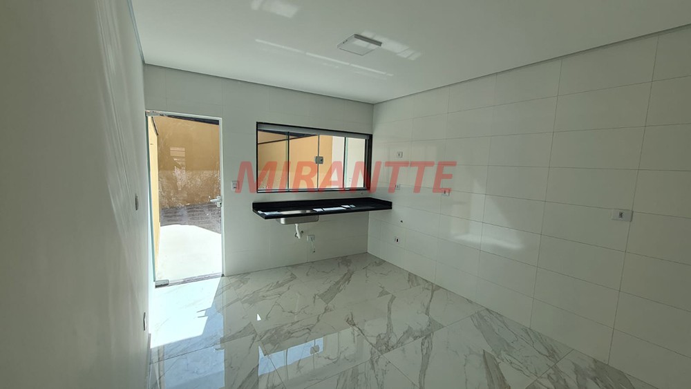 Sobrado de 130m² com 2 quartos em Cidade Patriarca