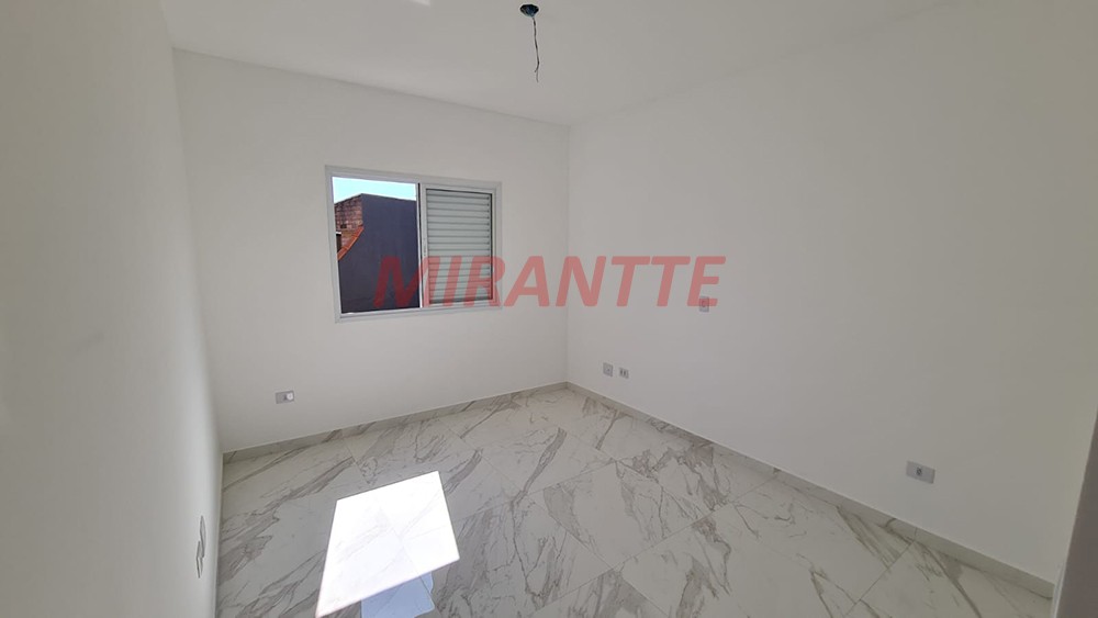 Sobrado de 130m² com 2 quartos em Cidade Patriarca