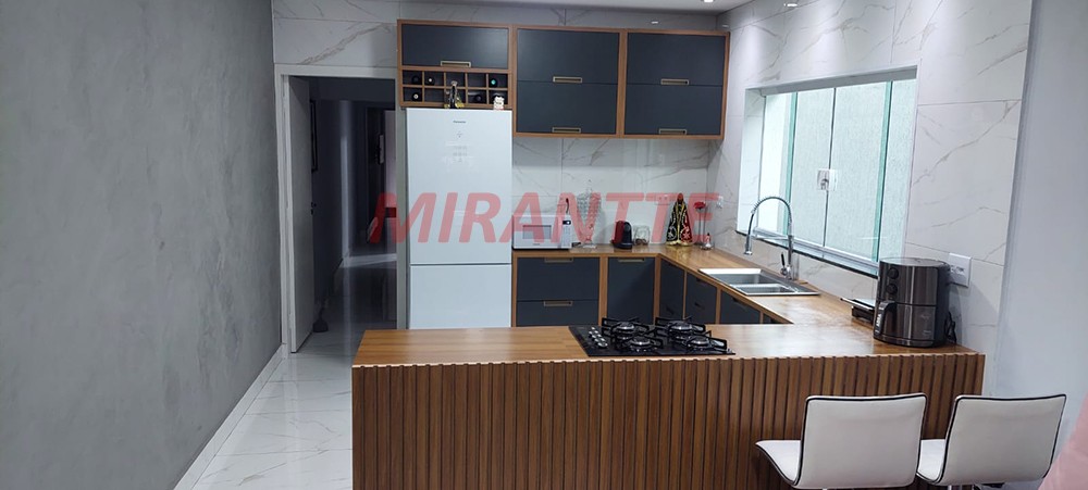 Sobrado de 150m² com 3 quartos em Penha